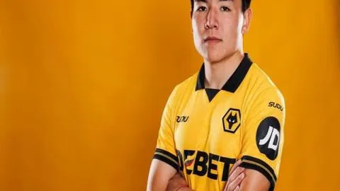 辽宁男篮新赛季备战拉开序幕，次月与青岛男篮上演热身较量